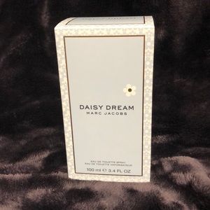 Marc Jacobs Daisy Dream Eau De Toilette Spray